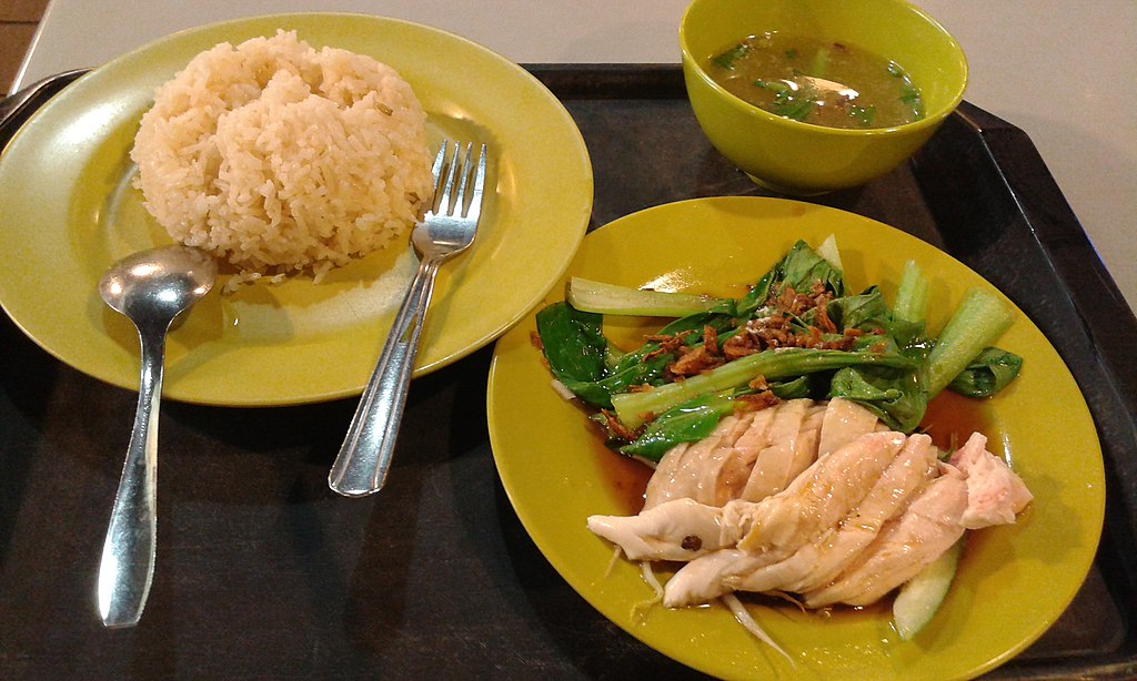 Hainanese_chicken_rice_in_Singapore